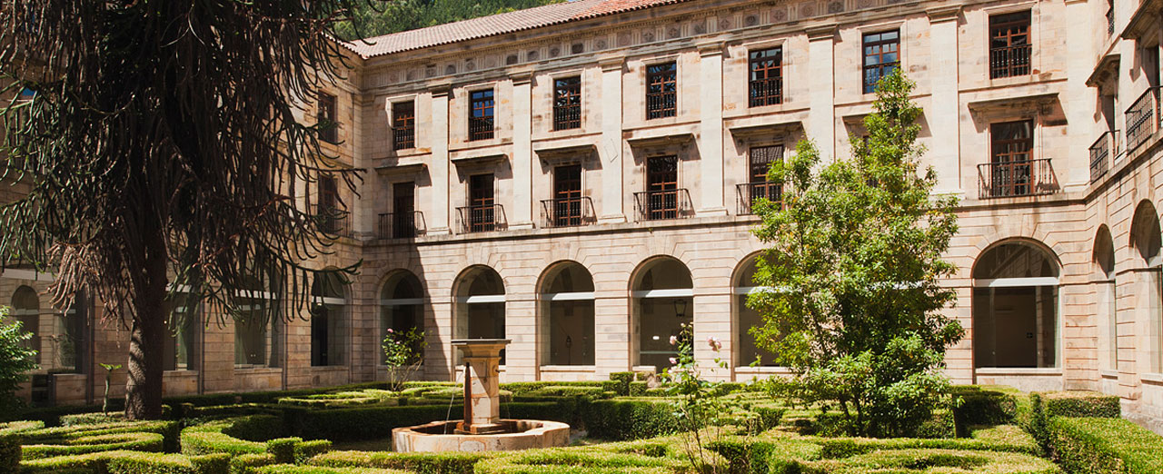 Palaces & Monasteries